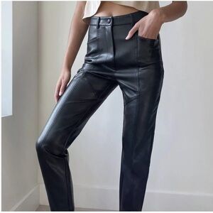 Aritzia Wilfred Rebel Pant Faux Leather‎ Black size 8